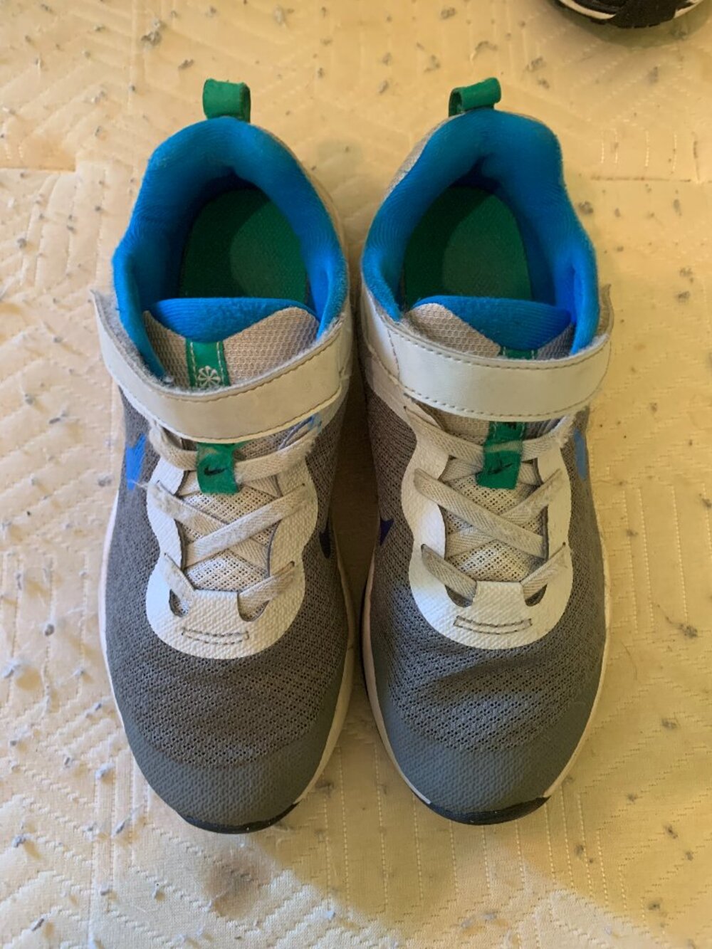 Nike Revolution 6 NN PSV Kids' Sneakers - Size 2.5Y
